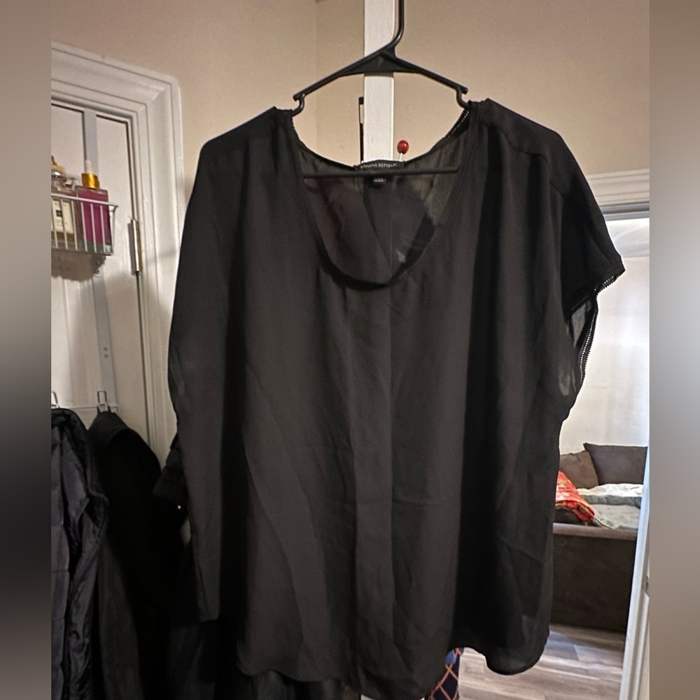 Banana Republic sheer top scalloped neckline